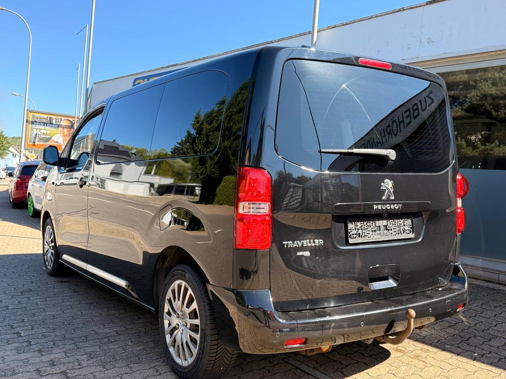 Peugeot Traveller