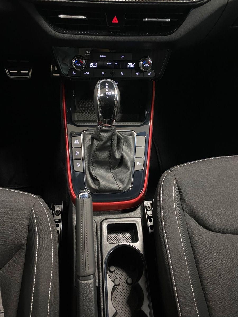 Fahrzeugabbildung SKODA Fabia 1.0 TSI DSG Monte Carlo+KAMERA+AppCon+PDC+