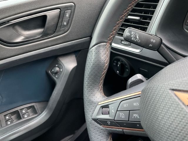 Fahrzeugabbildung CUPRA Ateca 2.0 TSI 4Drive Autom. Leder, AHK, Navi, Pa