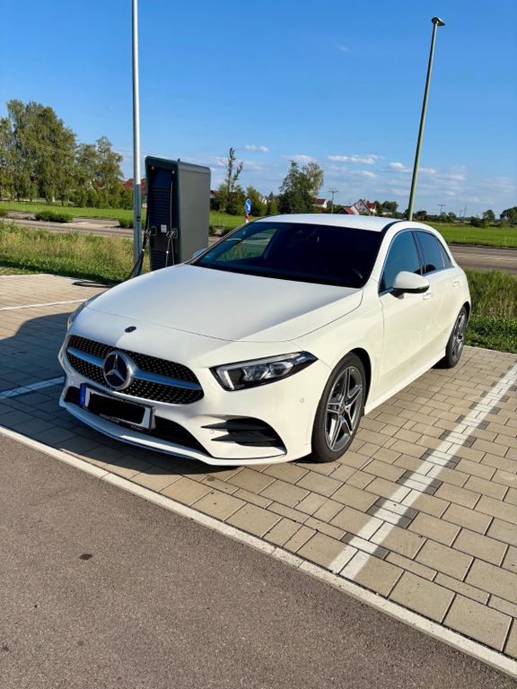 Image of Mercedes-Benz A 220