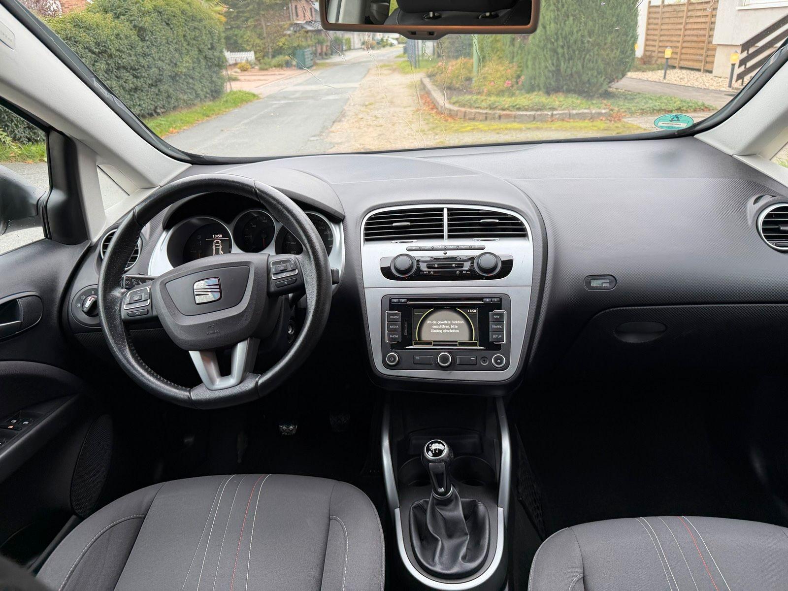 Seat Altea XL 2011 — photo 12