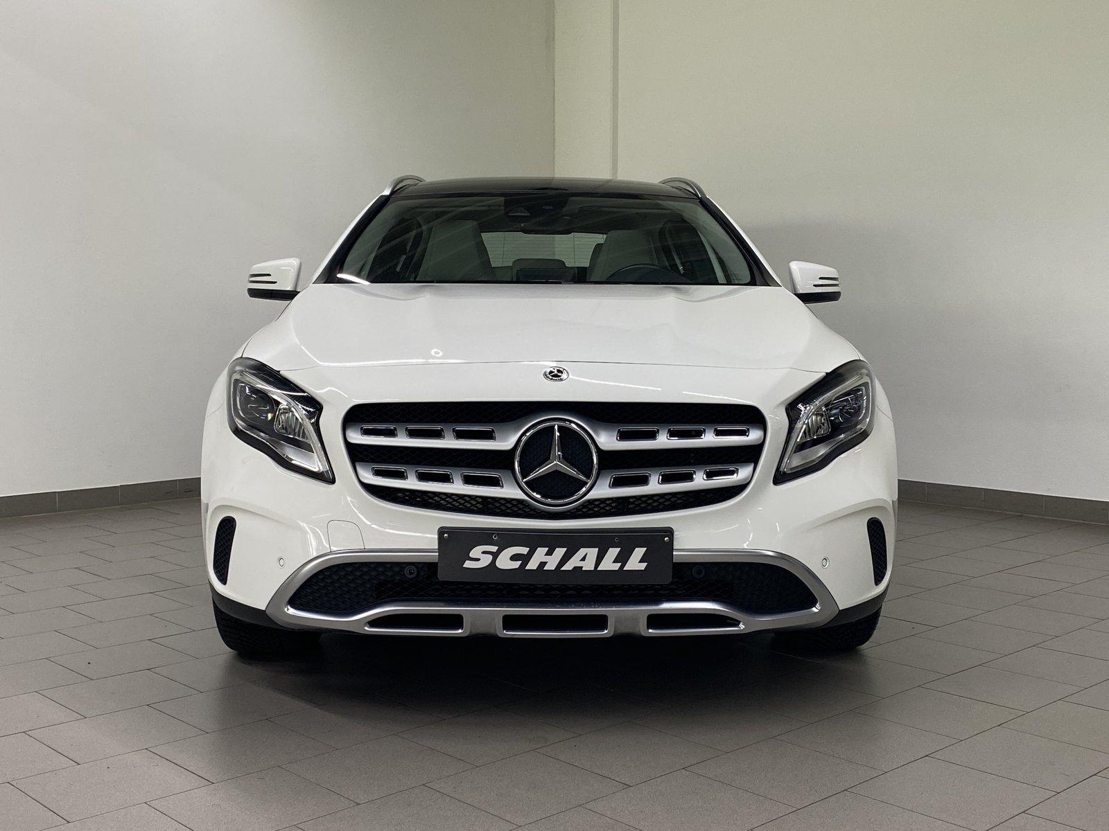 Mercedes-Benz GLA 220 4M URBAN+PANO+AHK+LED+NAVI+PARK-PILOT