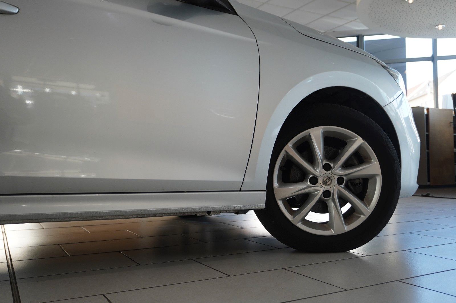 Fahrzeugabbildung Opel Corsa F 1.2T ELEGANCE NAVI/LED/SPORT/VIRTU./DAB+