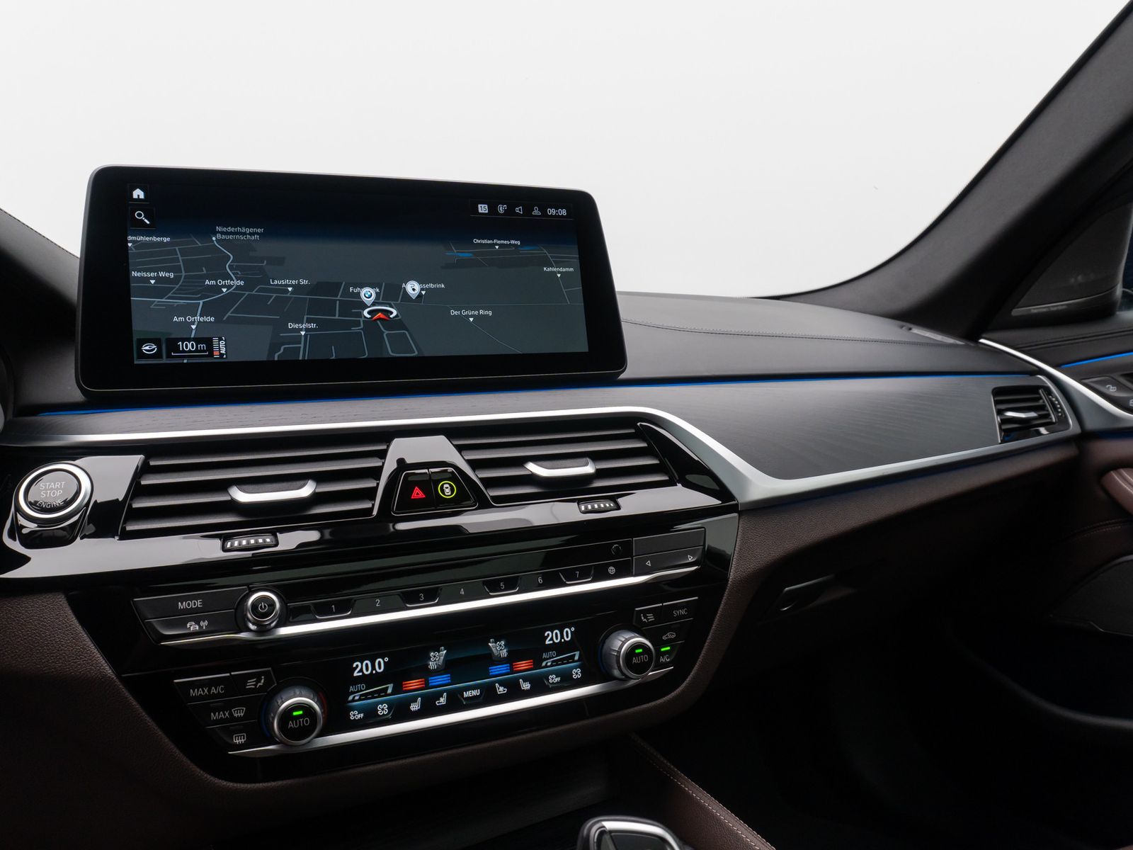 Fahrzeugabbildung BMW 530e xD M Sport Laser DAB H/K HUD AHK Panorama