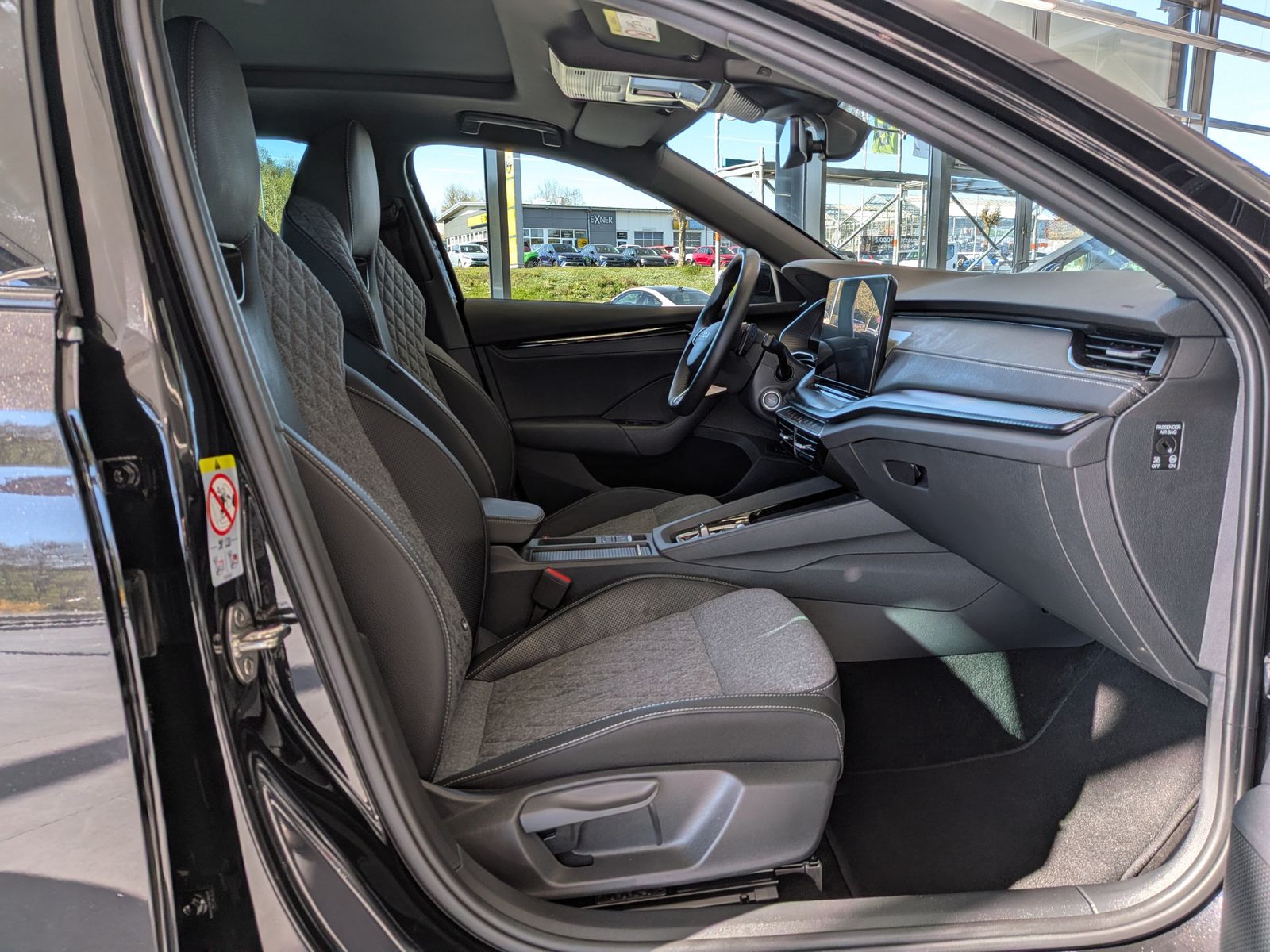Fahrzeugabbildung SKODA Octavia 1.5 TSI Sportline Pano Matrix AHK 5J-Gar