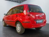 Ford Fusion Ambiente - Ford Fusion mit Benzin-Antrieb: Limousine, Schaltgetriebe