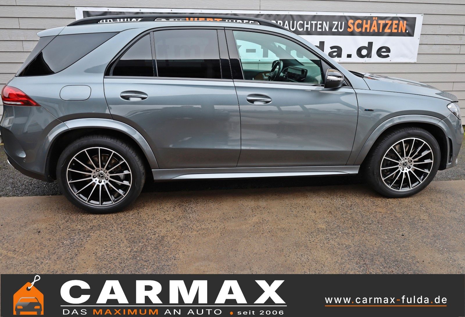Fahrzeugabbildung Mercedes-Benz GLE 350e 4M AMG Leder,Navi,LED,Panorama,Night