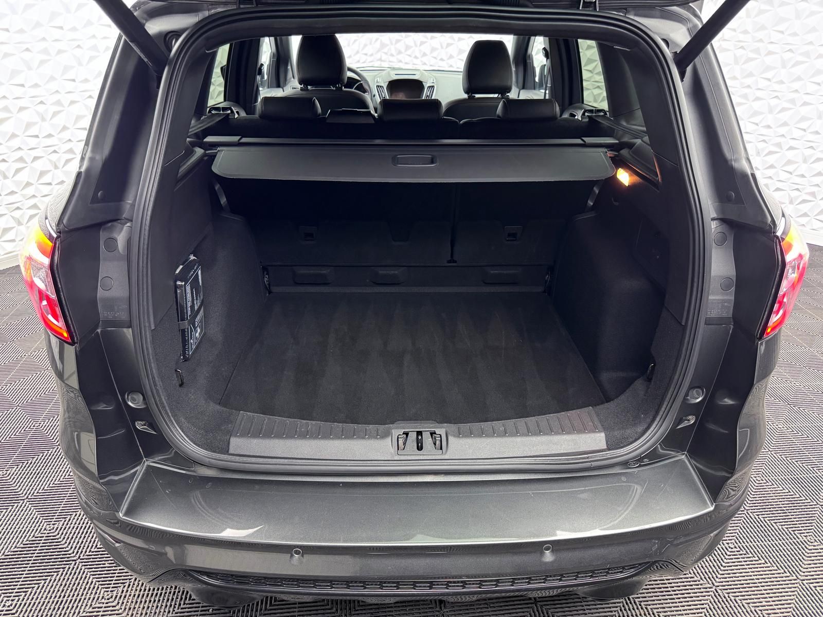 Fahrzeugabbildung Ford 1.5 ST-LINE/4x4/ALLRAD/DSG/KEYLESS/ACC/R-CAM/LED