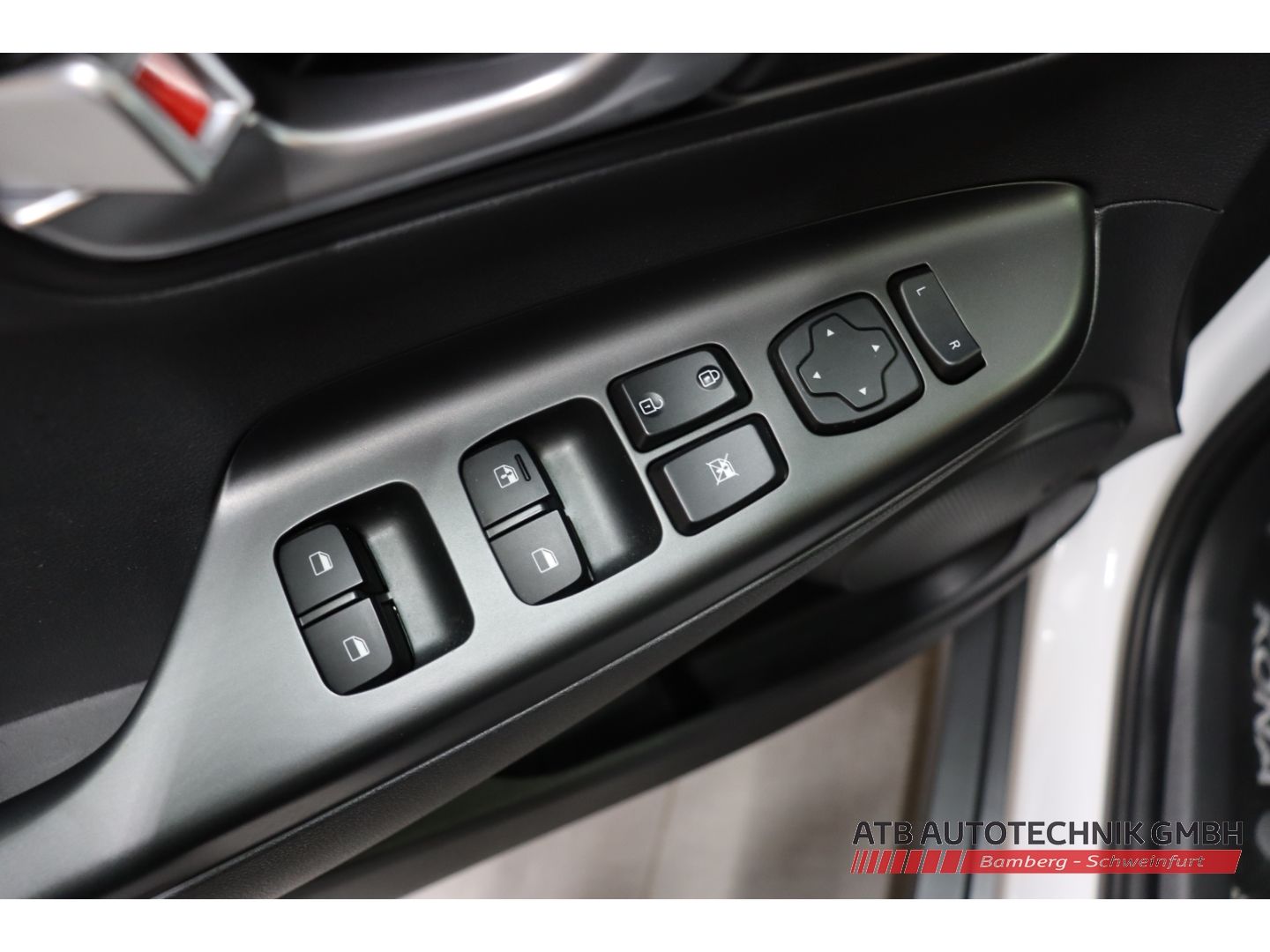 Fahrzeugabbildung Hyundai KONA Elektro Edition 30+ 39,2kWh 2WD 95,6% SOH N