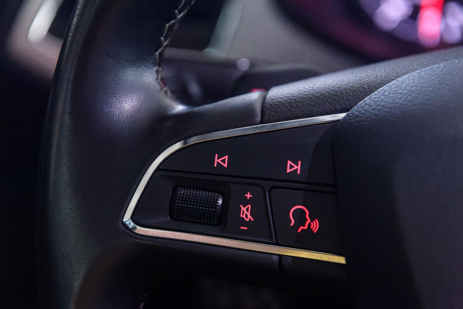 Fahrzeugabbildung SEAT Leon ST Xcellence DSG+Navi+AHK+LED