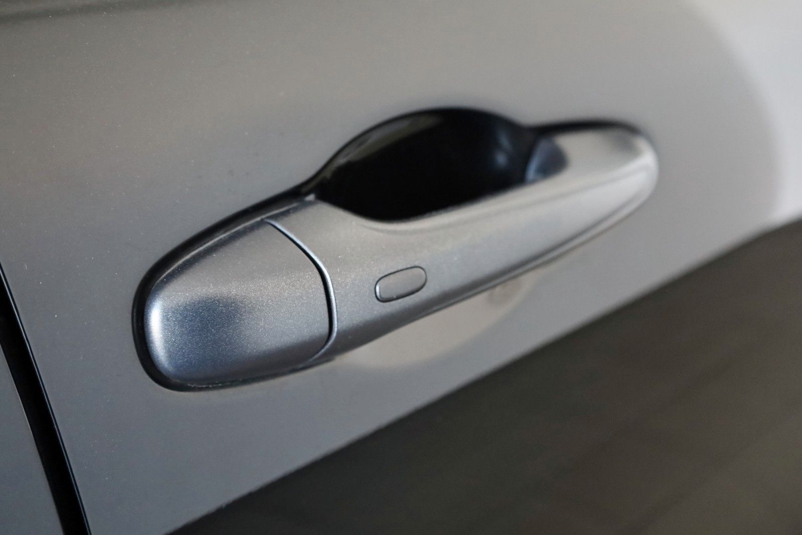Fahrzeugabbildung Toyota Hilux 2.8D-4D Invincible,Kamera,CarP,HardTop,AHK