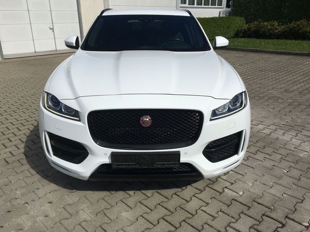 Jaguar F-Pace 20d AWD Aut. R-Sport, Navi, AHK, 19 Zoll