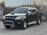 Toyota Hilux 2.5 D-4D SPORT OPTIK TOP  CONDITION - Toyota Hilux: 2.4