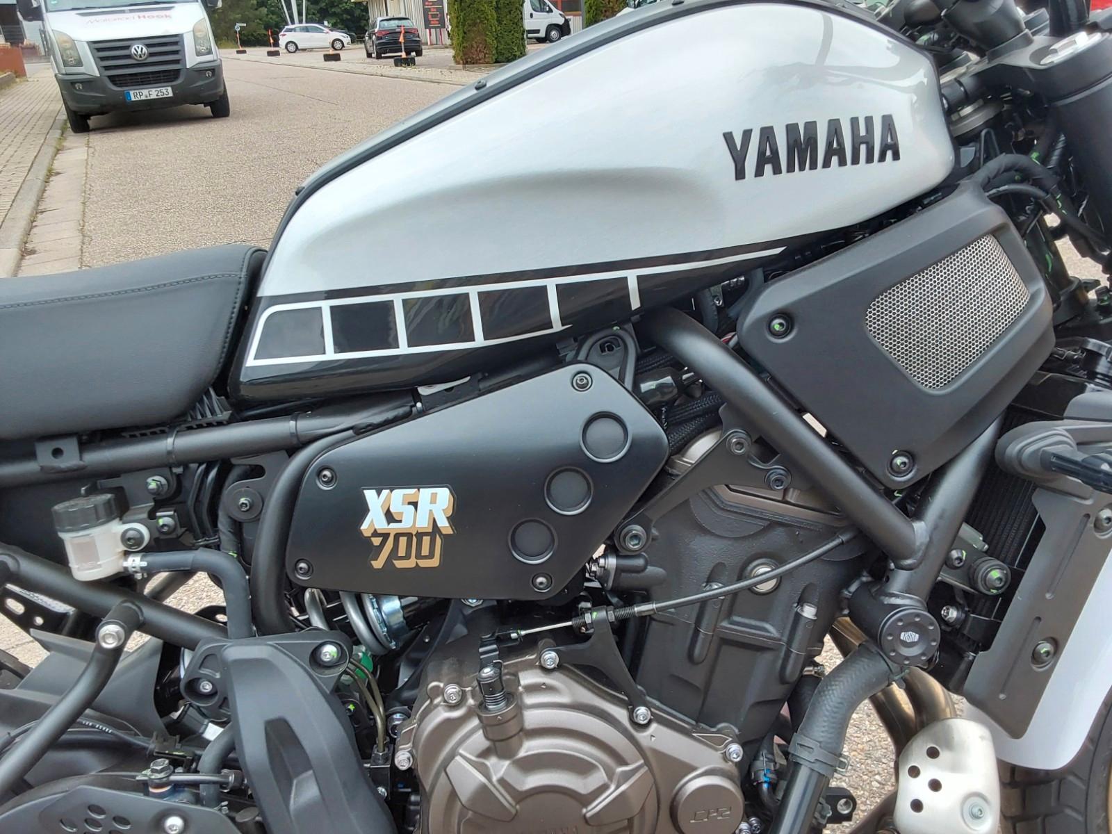 Yamaha XSR 700 LEGACY Euro5
