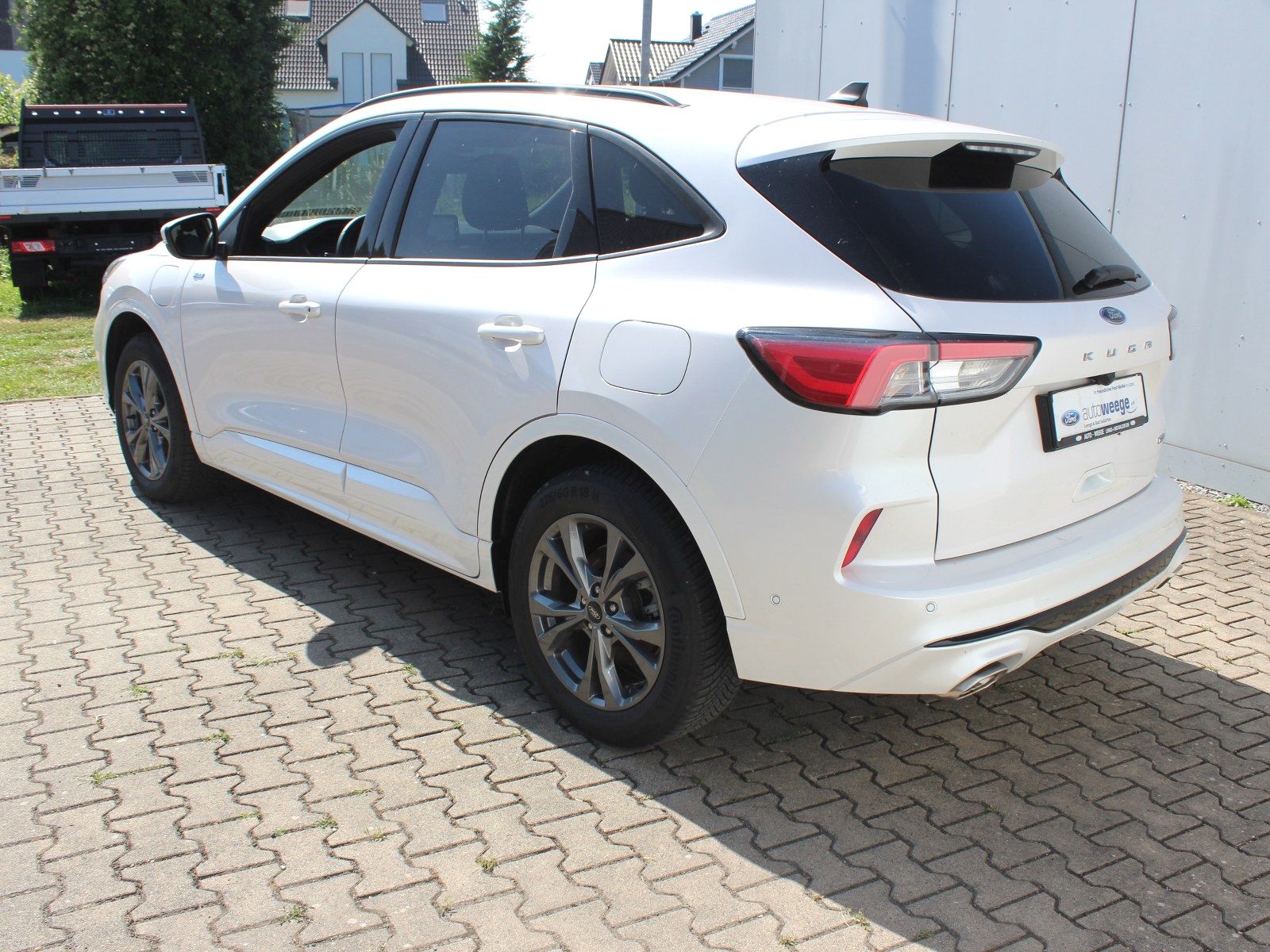 Fahrzeugabbildung Ford Kuga Plug-In Hybrid ST-Line 2,5 Duratec