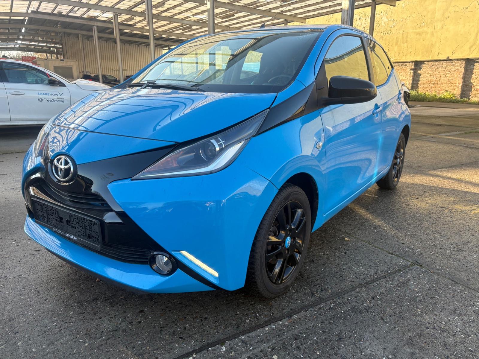 Toyota Aygo AYGO x-cite / 148