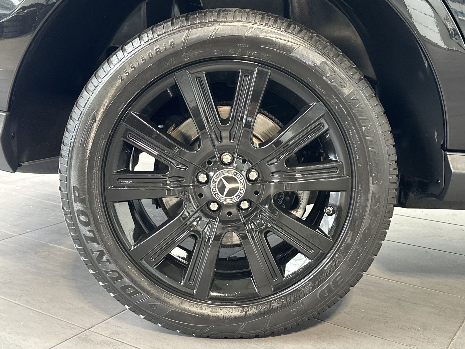 Fahrzeugabbildung Mercedes-Benz GLE 350d 4Matic 9G NAV+LED+SHZ+GLASDACH+EU6