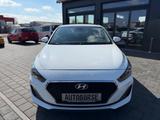 Hyundai i30 Fastback Style - Hyundai i30 Style mit Benzin-Antrieb