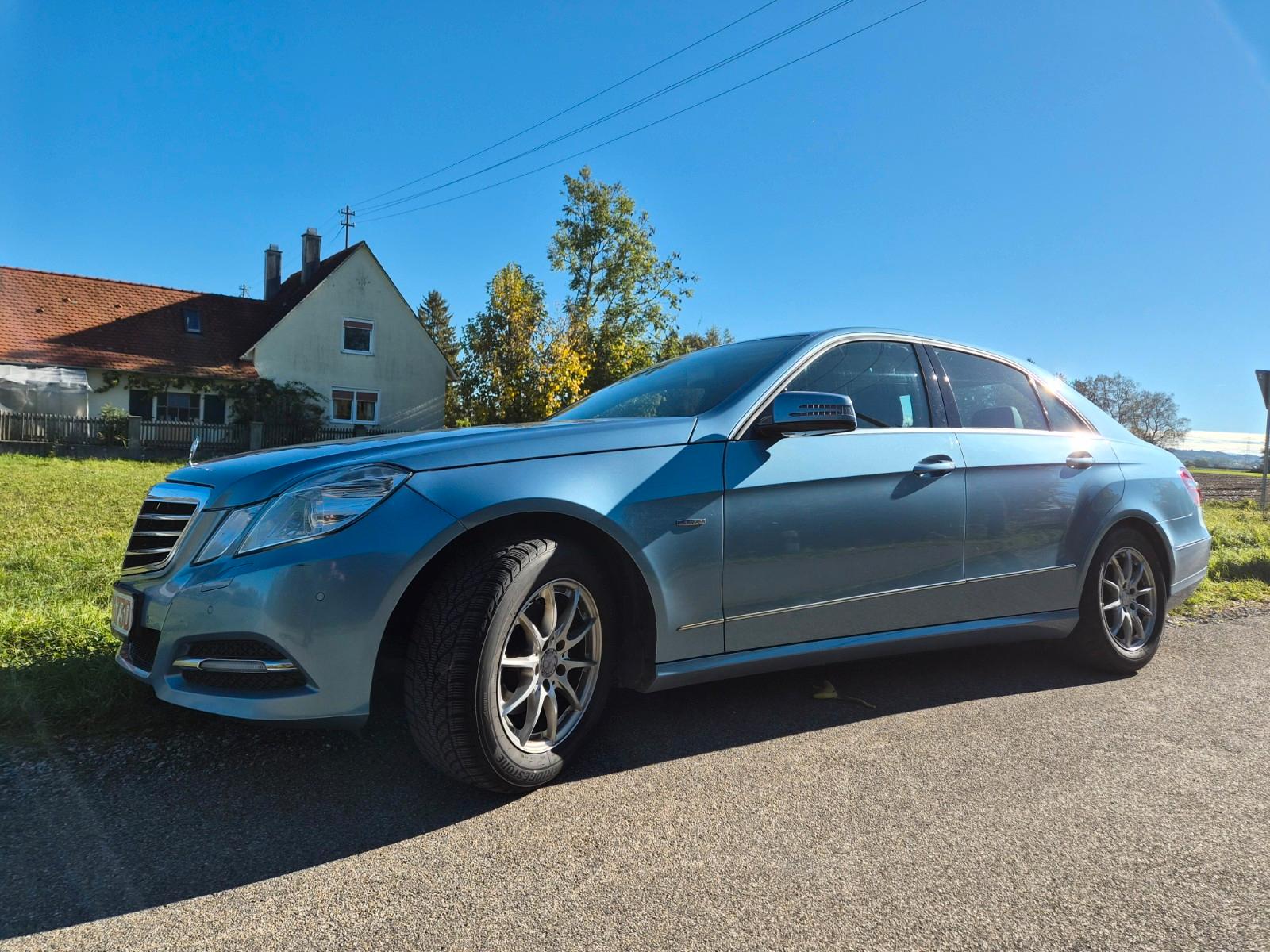 Mercedes-Benz E 200