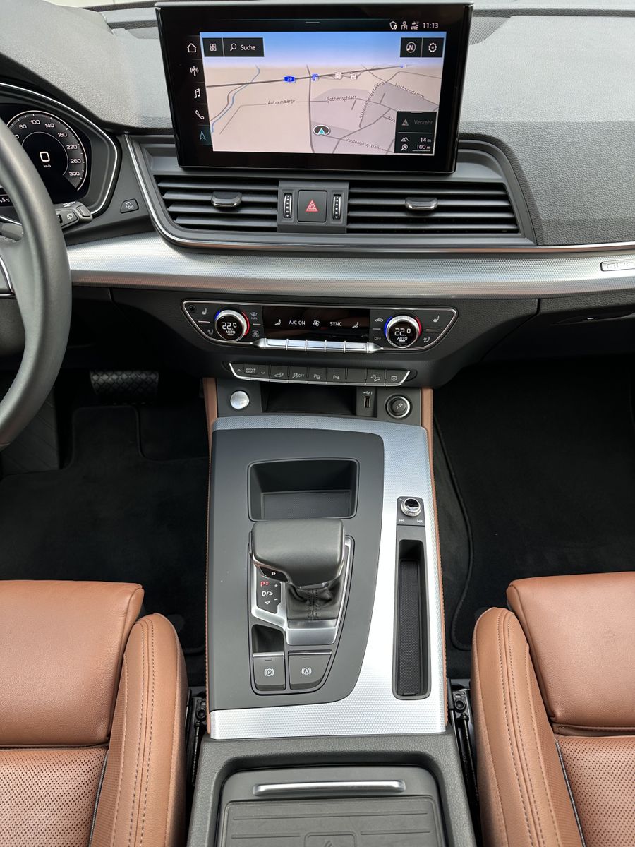 Fahrzeugabbildung Audi Q5 55 TFSIe Edition One NAV+LED+HUD+SHZ+B&O+360°