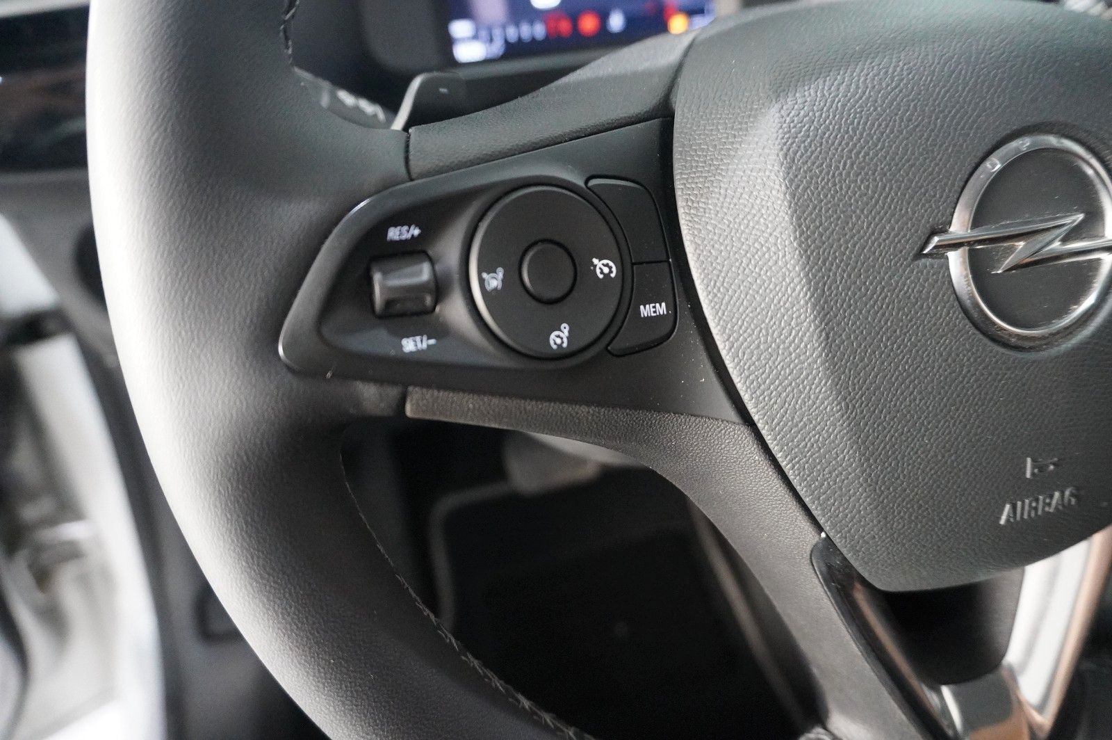 Fahrzeugabbildung Opel Corsa F 1.2T ELEGANCE NAVI/LED/SPORT/VIRTU./DAB+