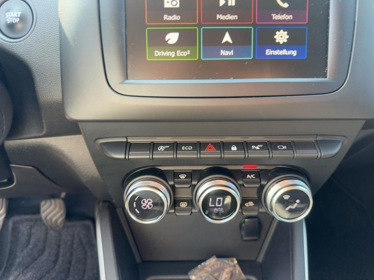 Fahrzeugabbildung Dacia Duster Adventure TCe 150 2WD GPF Navi Kamera SHZ