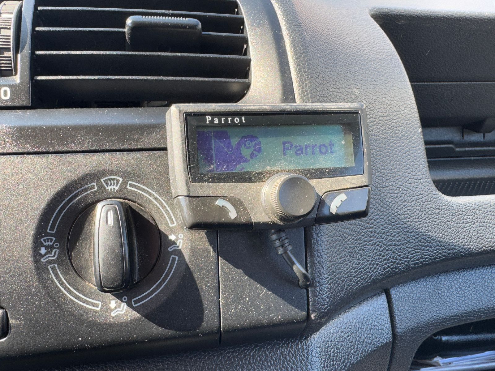 Fahrzeugabbildung SKODA Roomster Praktik 1.6 TDI 1.HAND SKODA SCHECKHEFT