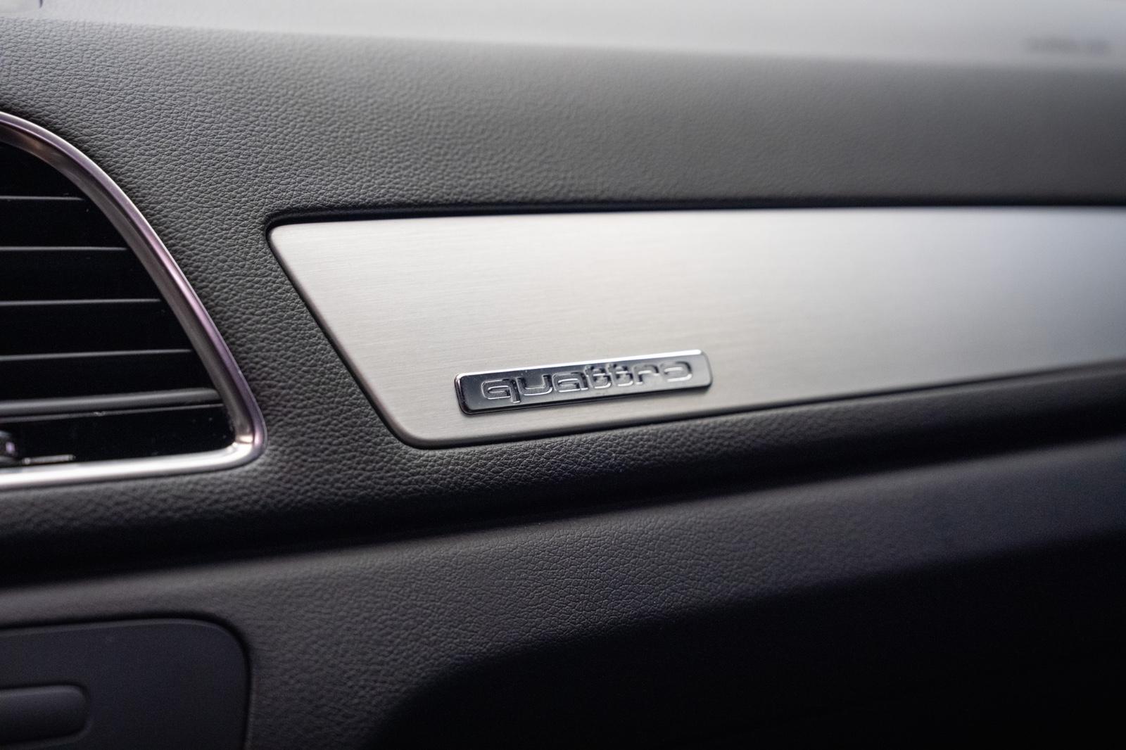 Audi Q3 quattro*S-LINE*E-Heckkl.*NAVI*NAPPA-LEDER*