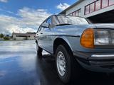 Mercedes-Benz 230TE - Mercedes-Benz 230: Te