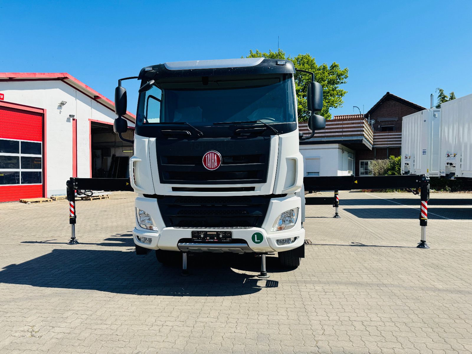 Fahrzeugabbildung Tatra 6x6x6 Phoenix Fassi F545RA.2.27 L214 V20