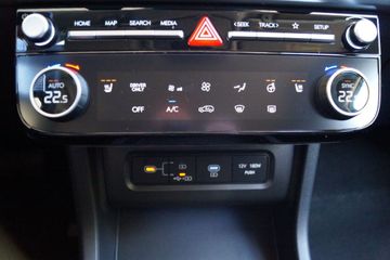 Hyundai Tucson 1.6 HEV AUT-NAVI-LED-KRELL-el.Heckklappe