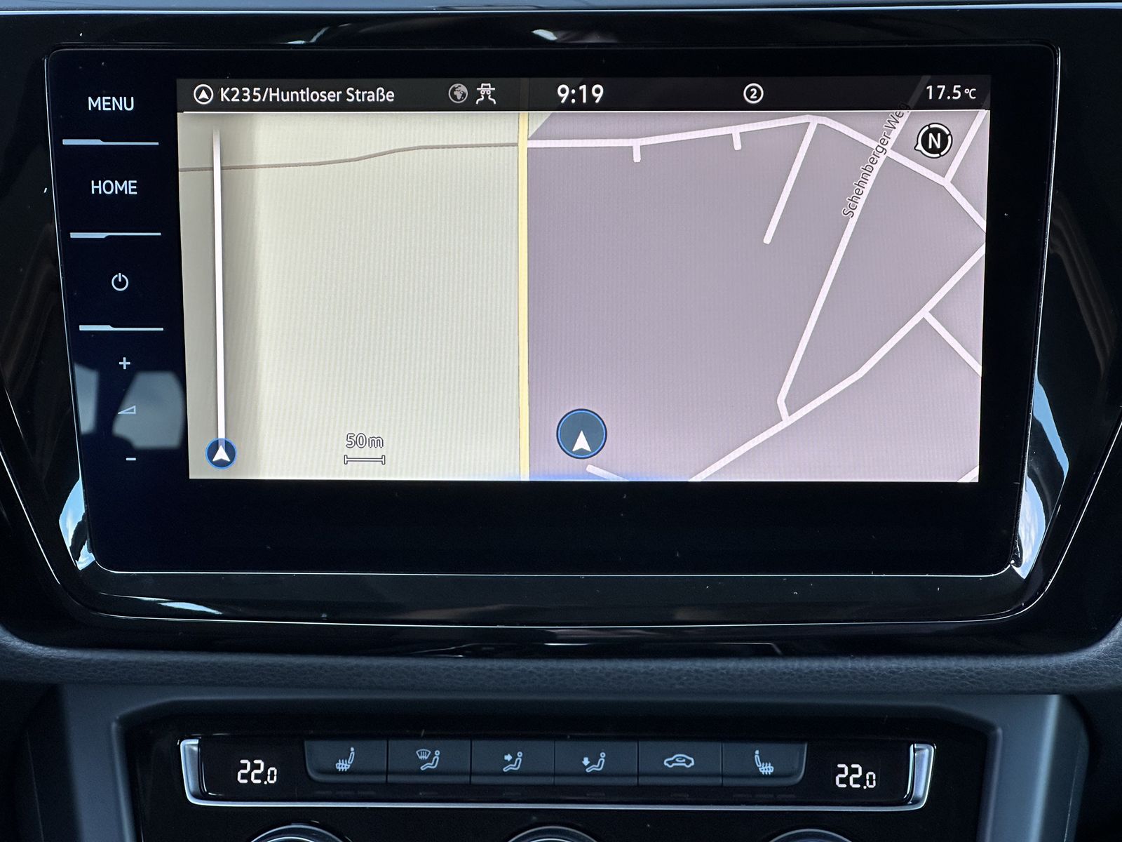 Fahrzeugabbildung Volkswagen Touran 1.5 TSI ACT DSG HL NAV+LED+AHK+ACC+KAM+PP