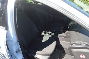 Ford Focus - 7