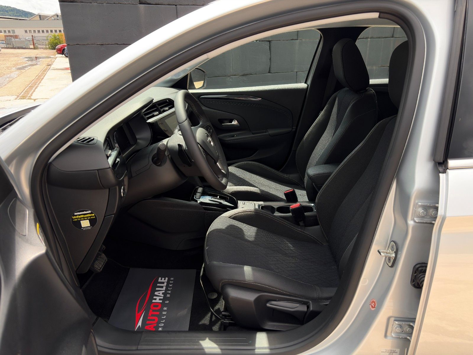 Fahrzeugabbildung Opel Corsa F 1.2 DIT S&S Elegance Autom PDC CarPlay
