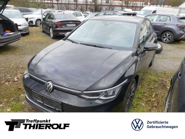 Volkswagen Golf VIII 1,5 TSI ACTIVE ACC NAVI APP-CONNECT