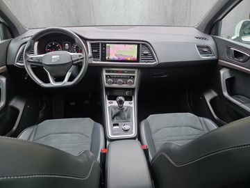 Fahrzeugabbildung SEAT Ateca Xperience 2.0 TDI AHK Panorama Klima Navi