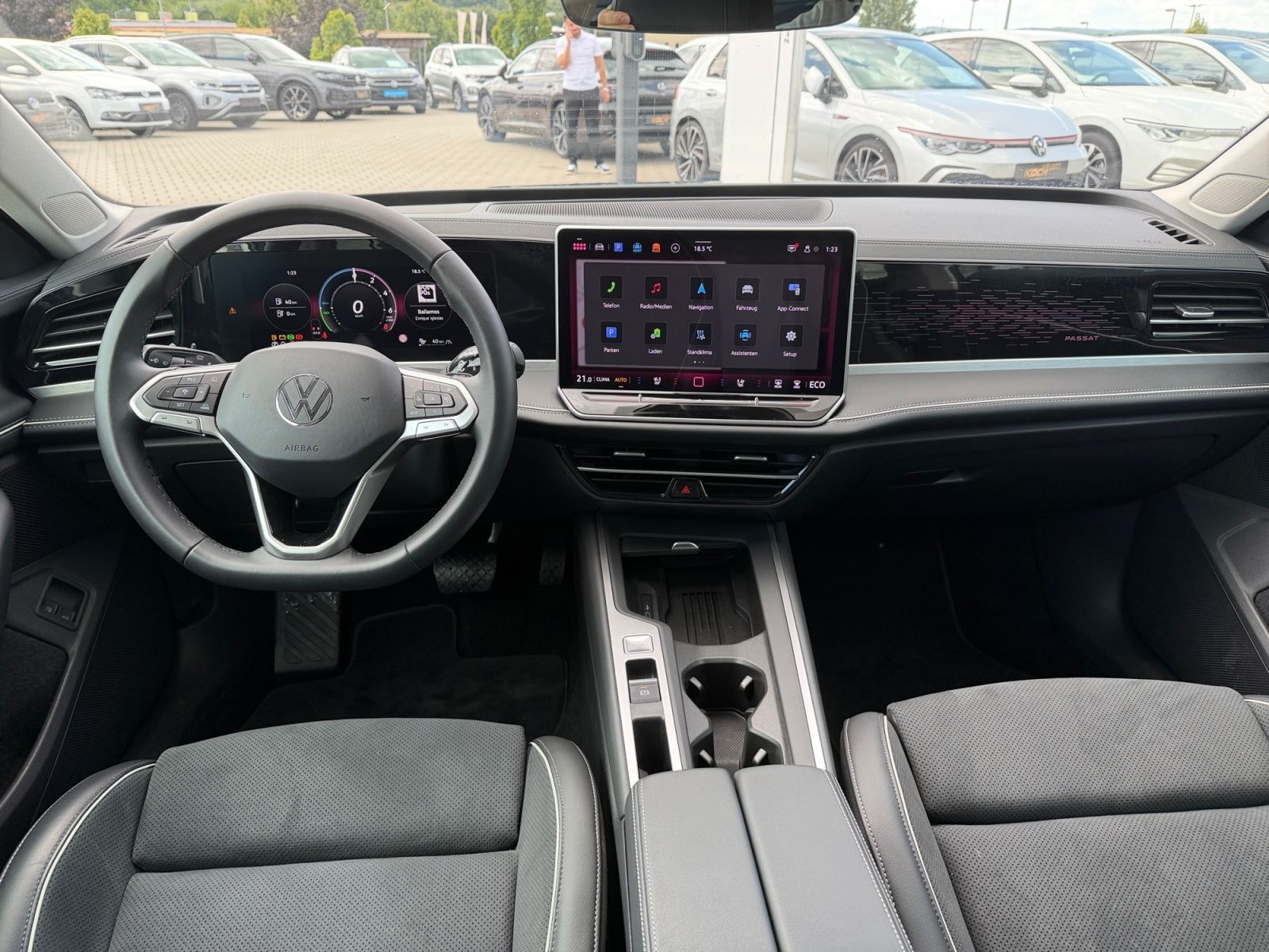 Volkswagen Passat - Bild 11