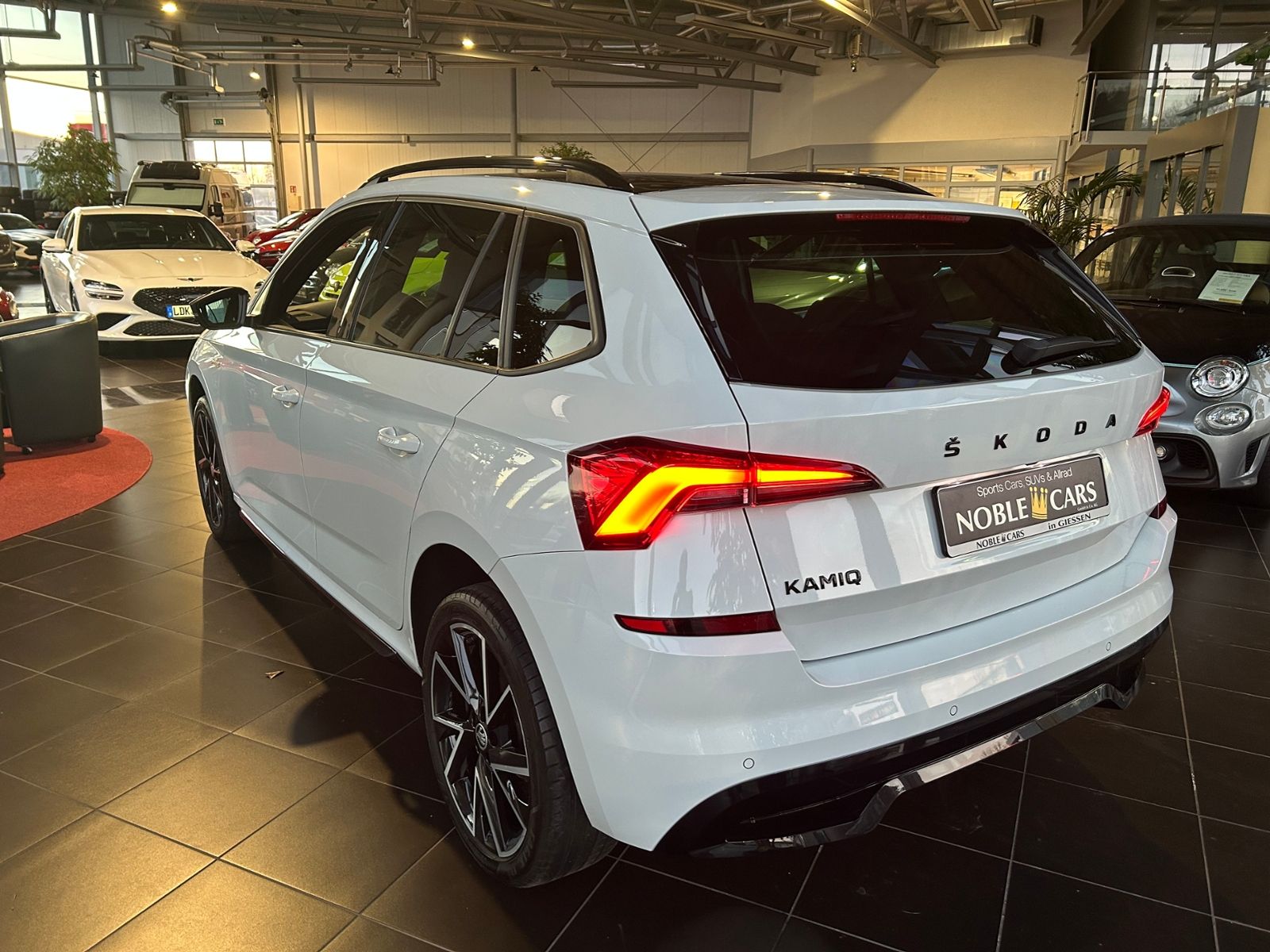 Fahrzeugabbildung SKODA Kamiq Monte Carlo Tiptronic ACC RFK LED