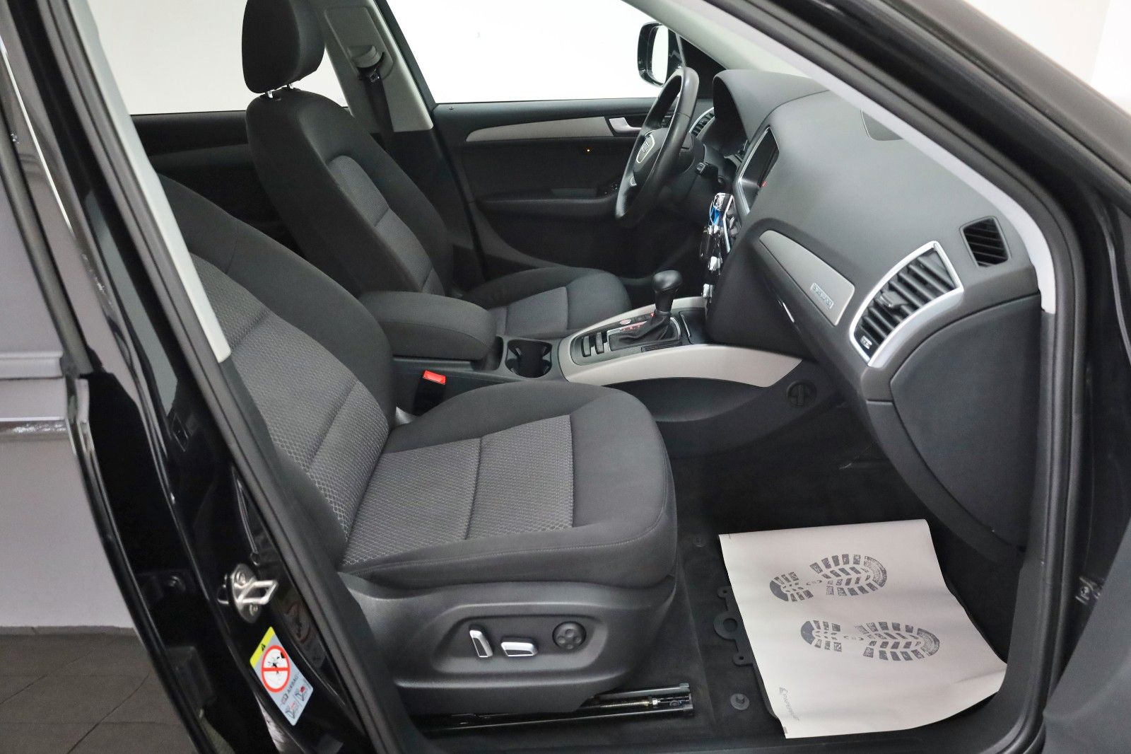 Fahrzeugabbildung Audi Q5 2.0 TDI quattro,Xenon,SH,Panorama SR+WR