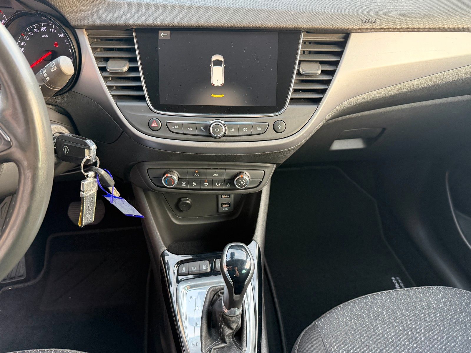 Fahrzeugabbildung Opel Crossland (X) 1,2 Turbo Edition S/S+PDC+NAVI