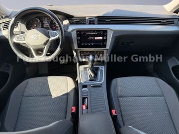 Volkswagen Passat Variant - 11