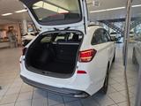 Hyundai i30 Navi,PDC+Kamera,Klima,LED,Sitzhzg - Hyundai i30 Gebrauchtwagen in Nürnberg