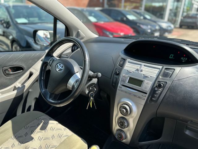 Toyota Yaris Sol