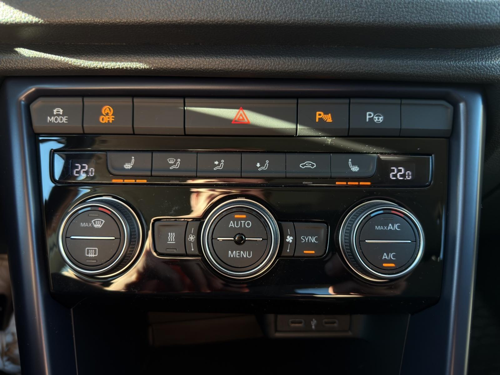 Volkswagen T-Roc 1.5 TSI UNITED *AHK PDC STDHZ*, миниатюра 15