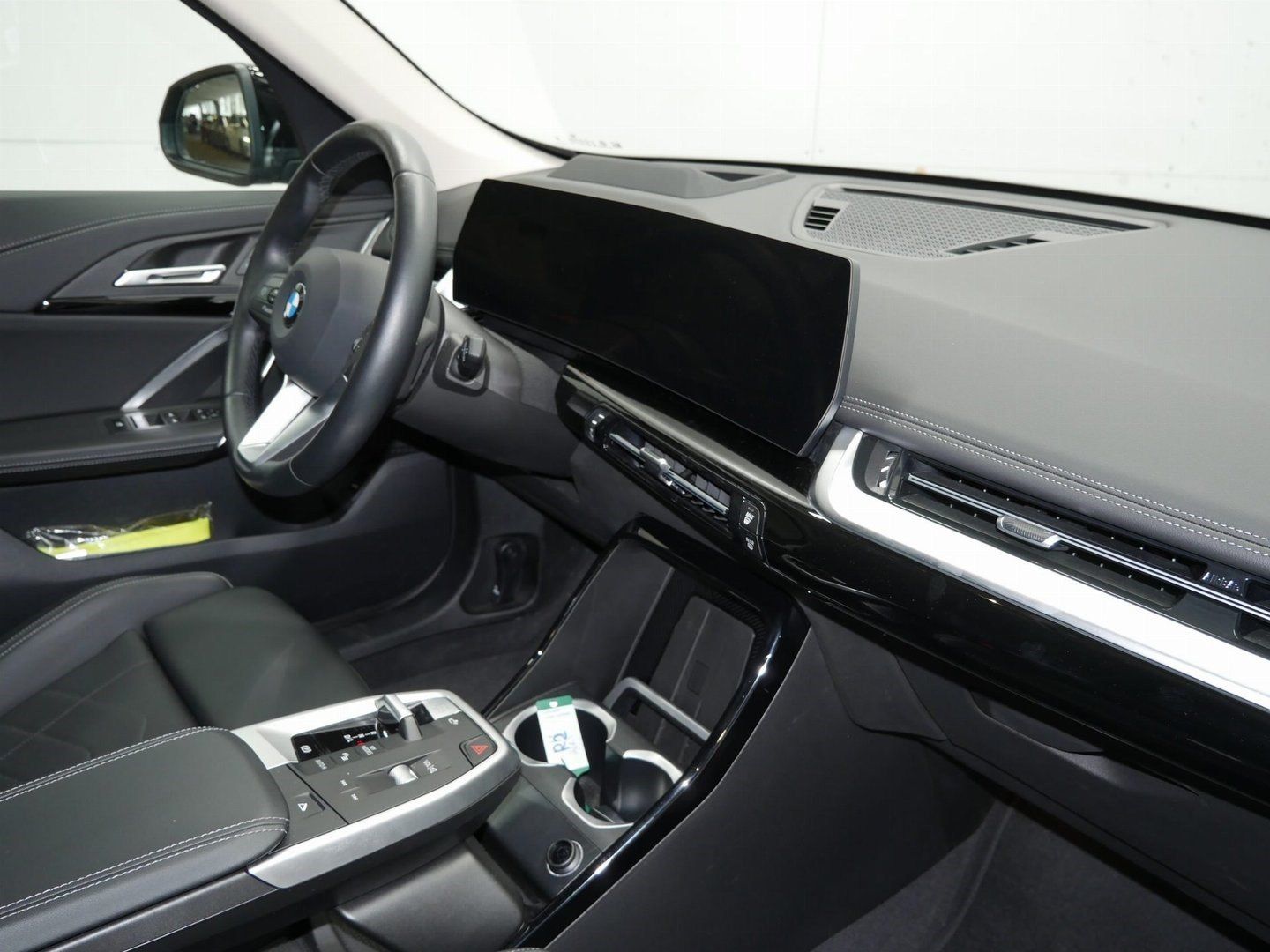 BMW X1 xDrive23i xLine DrivingAssistProf HeadUp foto 5