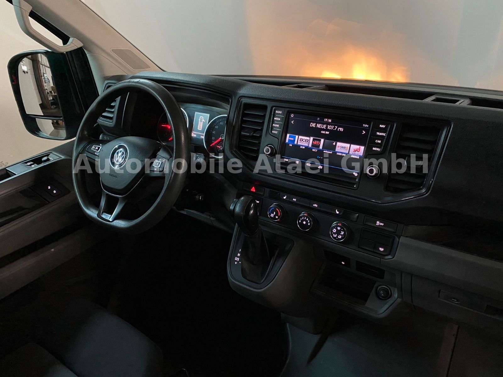 Fahrzeugabbildung Volkswagen Crafter 35 DSG *4Motion* AHK+KAMERA+NAVI (2388)