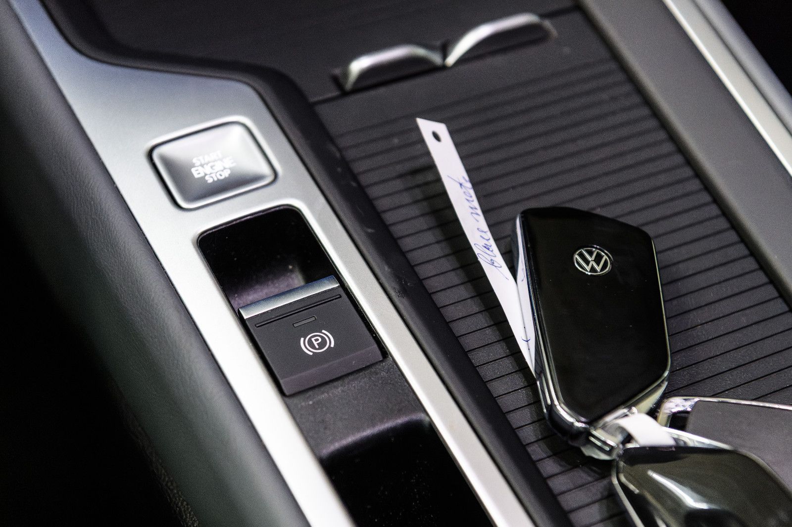 Fahrzeugabbildung Volkswagen Passat Variant 2.0 TDI 110 kW+AHK+SHZ+STANDHEIZU