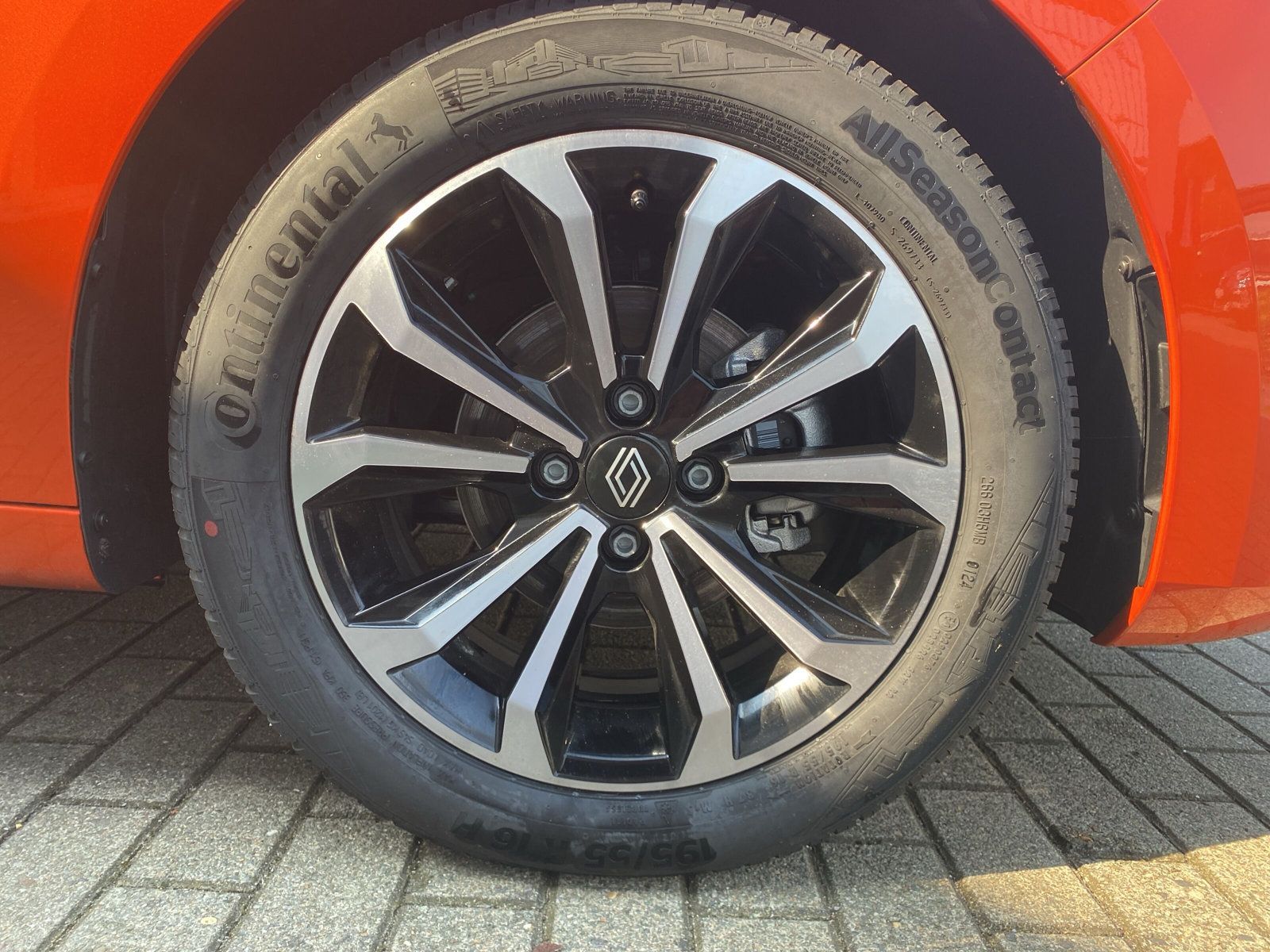 Renault Clio - Bild 13