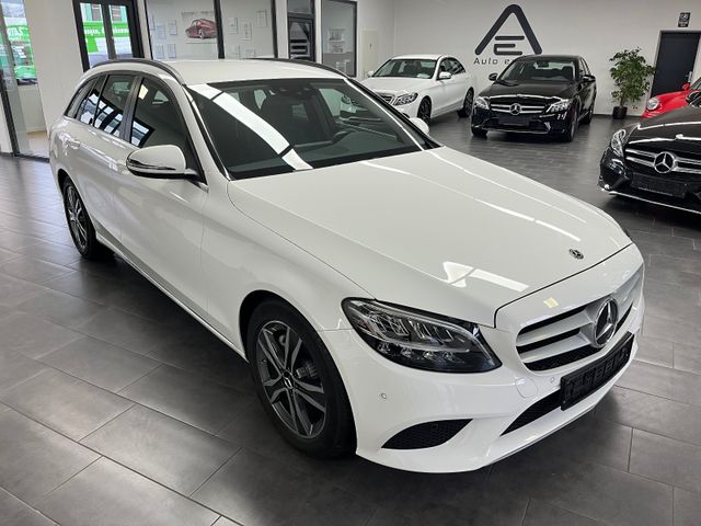 Mercedes-Benz C 220d T-Modell Navi/LED/Smartphone/AHK/Kamera