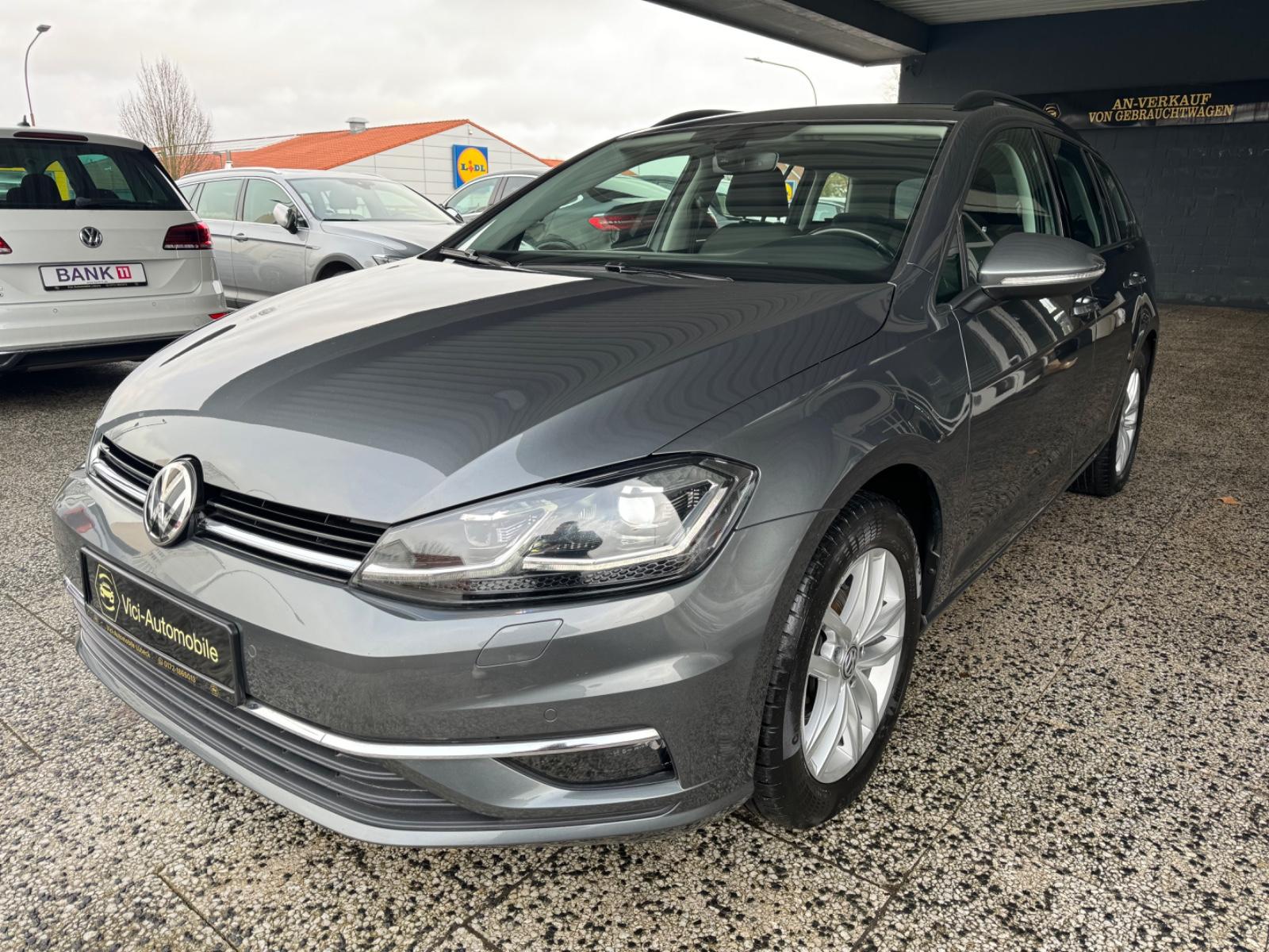 Volkswagen Golf 7 2,0TDI Variant Com. *StandHZ/LED/Navi/AHK